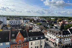 Rodenkirchen-Flair: Charmantes Domizil mit Weitblick