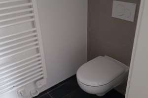 Geräumiges 4-Zimmer-Haus mit Stellplatz und Wallbox in Hannover-Heideviertel – Die vollständige Adresse der Immobilie erhältst du vom Anbieter., 30625 Heideviertel, Hannover – Vorschaubild 14