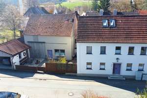 Bezugsfertiges Ferienhaus mit Charme – ideal für Urlaubsgäste oder zur Eigennutzung – Die vollständige Adresse der Immobilie erhältst du vom Anbieter., 96194 Walsdorf – Vorschaubild 2