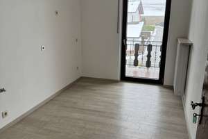Geräumiges 6-Zimmer-Haus in Eichendorf – Die vollständige Adresse der Immobilie erhältst du vom Anbieter., 94428 Eichendorf – Vorschaubild 12