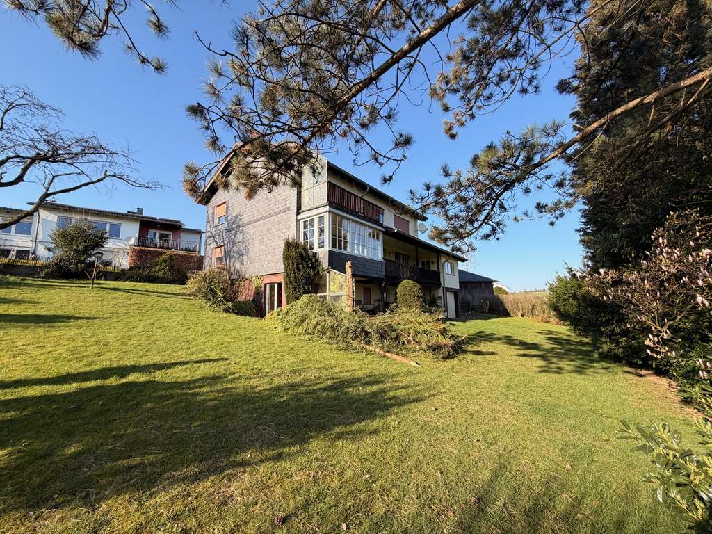 Immobilie in Engelskirchen - ZWEIFAMILIENHAUS mit  großem Garten, Garage, Stellplatz im Grünen inkl. Blockheizkraftwerk - Bild 1