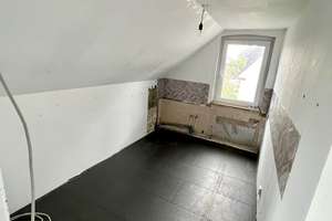 Großzügiges 1–2-Familienhaus mit flexibler Mehrgenerationennutzung in Detmold – Die vollständige Adresse der Immobilie erhältst du vom Anbieter., 32758 Detmold – Vorschaubild 15