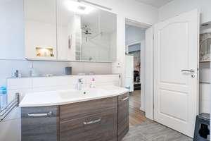 RESERVIERT: Kleines, modernisiertes Haus in Küstennähe, wenige Kilometer bis zum Strand – Die vollständige Adresse der Immobilie erhältst du vom Anbieter., 26506 Norden – Vorschaubild 9