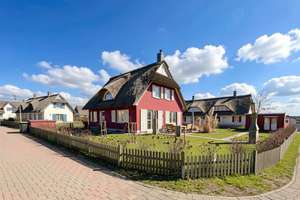 Voll möbliertes großes Reetdach-Ferienhaus  Wellnessoase in Ostseenähe & guter Vermietungsauslastung – Die vollständige Adresse der Immobilie erhältst du vom Anbieter., 23968 Zierow – Vorschaubild 6