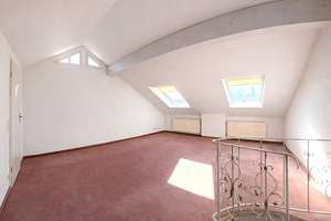 Wohnen mit Weitblick: Großzügige 4-Zimmer-Wohnung mit Galerie, Wintergarten & Südbalkon – Die vollständige Adresse der Immobilie erhältst du vom Anbieter., 71263 Weil der Stadt – Vorschaubild 15