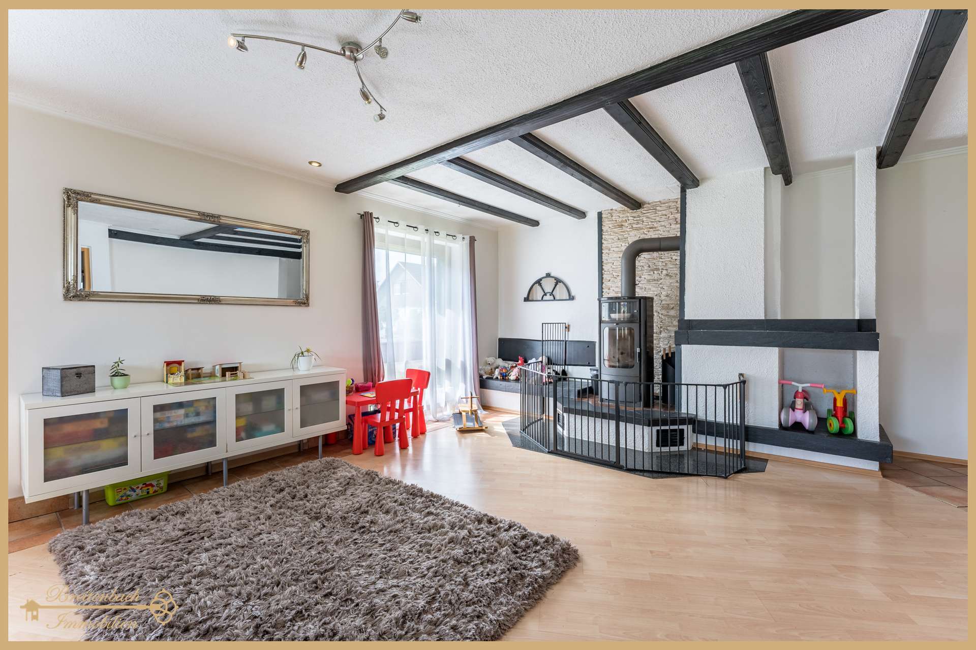 Immobilie in Berne - Großzügiges Ein- bis Zweifamilienhaus mit viel Platz und eigenem Garten - Bild 13