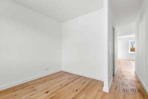 Lichtdurchflutete 2-Zimmer-Wohnung mit Südwest-Balkon zum Innenhof in Berlin-Mitte – Die vollständige Adresse der Immobilie erhältst du vom Anbieter., 13355 Gesundbrunnen, Berlin – Vorschaubild 9