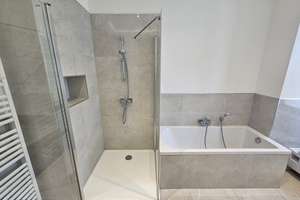 Exklusive 3- Zimmerwohnung inkl. modernem Masterbad mit Wa&Du +Gäste- WC+Balkon+Parkett & Fliesen – Gröperstr. 2, 39106 Alte Neustadt, Magdeburg – Vorschaubild 3