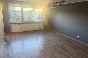 Helle 3-Zimmer-Wohnung mit Balkon, Aufzug & EBK | Nähe Ledermuseum