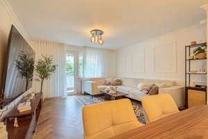 Ankommen und Wohlfühlen ; Kernsanierte 3-Zimmer-Traumwohnung mit eigenem Garten – 51147 Wahnheide, Köln – Vorschaubild 2