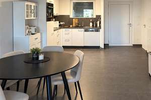 Moderne 2-Zimmer-Wohnung mit Balkon, Einbauküche und Tiefgarage – 71069 Sindelfingen – Vorschaubild 5