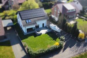 Einzigartiges Plusenergiehaus in Diestelbruch – Nachhaltigkeit trifft Luxus! – Die vollständige Adresse der Immobilie erhältst du vom Anbieter., 32760 Detmold – Vorschaubild 2