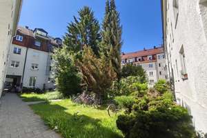 Großzügiges Wohnen im Rückgebäude: Ihr neues Zuhause mit viel Potenzial und Blick ins Grüne – Die vollständige Adresse der Immobilie erhältst du vom Anbieter., 80809 Am Luitpoldpark, München – Vorschaubild 11