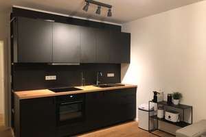 Möblierte Wohnung mit 2 Balkonen zum ruhigen Garten - Renovierter Altbau