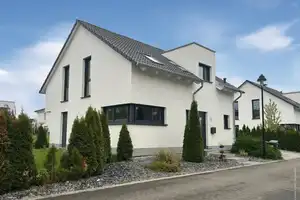 TOP-LAGE | Modernes EFH | Erdwärme | EBK | großer Garten | Garage & Carport | uvm. – Halle (Saale) – Vorschaubild 1