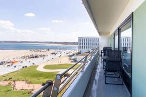 Panoramablick auf die Ostsee -                               Modernisiertes Apartment mit Eckbalkon – Die vollständige Adresse der Immobilie erhältst du vom Anbieter., 23570 Travemünde, Lübeck – Vorschaubild 3
