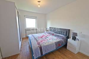 Sonnige, modernisierte 4-ZKB-Wohnung mit Balkon und Einbauküche ab Juni zu vermieten – Die vollständige Adresse der Immobilie erhältst du vom Anbieter., 66123 St. Johann, Saarbrücken – Vorschaubild 7