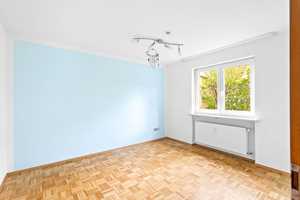 Ihr neues Zuhause in Ziegetsdorf - Modernisiertes Zweifamilienhaus mit Gartenparadies und PV-Anlage! – Regensburg – Vorschaubild 48