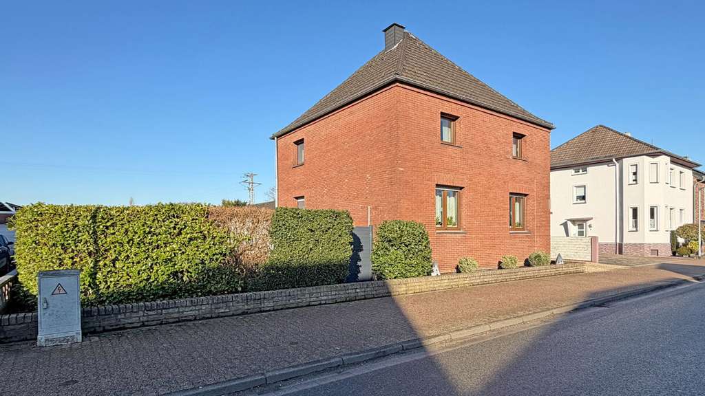 Immobilie in Alpen - Gründerzeitcharme trifft auf moderne Technik: Freistehendes Haus in Alpen-Menzelen! - Bild 2