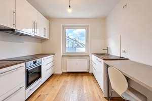 Moderne 2-Zimmer-Wohnung mit Einbauküche im beliebter City-Lage – Stresemannstraße 27, 40210 Stadtmitte, Düsseldorf – Vorschaubild 6