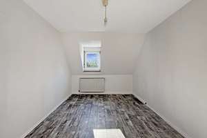 Solides Investment -  gepflegtes Reihenmittelhaus mit zwei vermieteten Wohneinheiten in Germersheim – Die vollständige Adresse der Immobilie erhältst du vom Anbieter., 76726 Germersheim – Vorschaubild 18