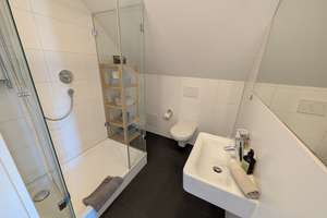 cozy Apartment in Stuttgart – Die vollständige Adresse der Immobilie erhältst du vom Anbieter., 70329 Obertürkheim (Ortsteil), Stuttgart – Vorschaubild 10