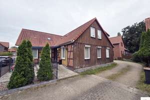 Ein Zuhause, das von Herzen einlädt! Umfassend modernisierte Doppelhaushälfte – Die vollständige Adresse der Immobilie erhältst du vom Anbieter., 29351 Eldingen – Vorschaubild 2