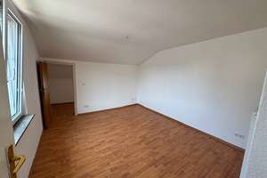 Zentrale Hofanlage mit 2 separaten Häuser, mögl. extra Baufläche & großem Garten – Die vollständige Adresse der Immobilie erhältst du vom Anbieter., 52355 Gürzenich, Düren – Vorschaubild 55