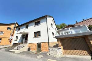 ++VERKAUFT++ Charmantes Wohnhaus mit Garagen und Gartenhütte - Rödental/Mönchröden – Die vollständige Adresse der Immobilie erhältst du vom Anbieter., 96472 Rödental – Vorschaubild 3