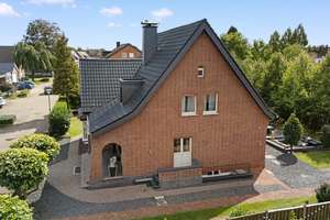 Exklusiv saniertes Traumhaus auf großzügigem Grundstück-Einziehen und Wohlfühlen! – Die vollständige Adresse der Immobilie erhältst du vom Anbieter., 47652 Weeze – Vorschaubild 30