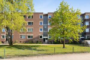 TOP-1-Zimmer-Wohnung im Hochparterre, komplett möbliert und sofort bezugsfertig oder vermietbar – Die vollständige Adresse der Immobilie erhältst du vom Anbieter., 22149 Rahlstedt, Hamburg – Vorschaubild 2