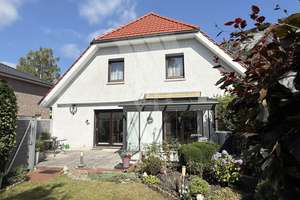 Großes Wohnhaus mit schönem Garten in Ofenerdiek innerhalb Tempo-30-Zone – Die vollständige Adresse der Immobilie erhältst du vom Anbieter., 26125 Ofenerdiek, Oldenburg (Oldenburg) – Vorschaubild 21