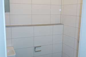 Moderne hochwertige 3 ZW im 1. OG eines KFW-55 Hauses mit EBK, Balkon und TG-Stellplatz mit Wallbox – Die vollständige Adresse der Immobilie erhältst du vom Anbieter., 71229 Leonberg – Vorschaubild 17