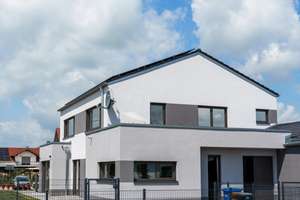 Exklusives Einfamilienhaus mit großzügigem Wohnkomfort – Die vollständige Adresse der Immobilie erhältst du vom Anbieter., 94527 Aholming – Vorschaubild 5
