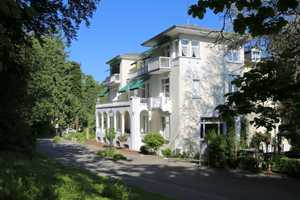 Historische Villa in Badenweiler: 11 Luxuriöse Apartments mit Charme und Vielseitigkeit – Breisgau-Hochschwarzwald (Kreis) – Vorschaubild 3