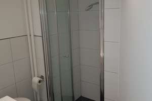 Möbliertes 1-Zimmer-Apartment mit Balkon in Düsseldorf-Rath – Wattenscheider Straße 2, 40472 Rath, Düsseldorf – Vorschaubild 5