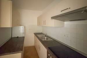 Compact & Cozy: moderne Single-Wohnung mit Einbauküche und Balkon in ruhiger Wohnanlage ... – Erfenschlager Straße 19a, 9125 Altchemnitz, Chemnitz – Vorschaubild 3