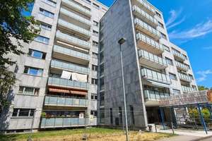 Hochwertig sanierte 3-Zimmer-Familienwohnung mit Balkon in zentraler Lage – Die vollständige Adresse der Immobilie erhältst du vom Anbieter., 60435 Eckenheim, Frankfurt am Main – Vorschaubild 1