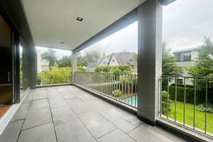 E- ESTATE ! KÖLN Junkersdorf I Wohnung I XXL- Living I Exklusiv I Einbauküche I Designwand I Loggia – 50858 Junkersdorf, Köln – Vorschaubild 7