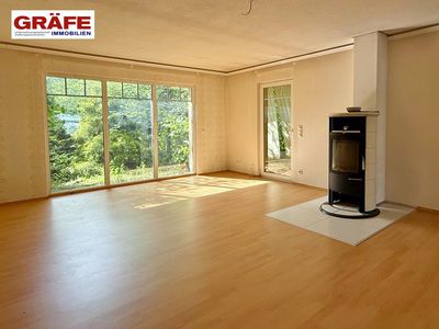 Einfamilienhaus, Bj 2001 mit Kamin, überdachter Terrasse und Doppelgarage