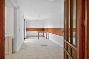 Gepflegtes 3-Familienhaus in begehrter Wohnlage mit vielseitigen Nutzungsmöglichkeiten – Stockheimer Straße 2, 70435 Zuffenhausen-Mitte, Stuttgart – Vorschaubild 8