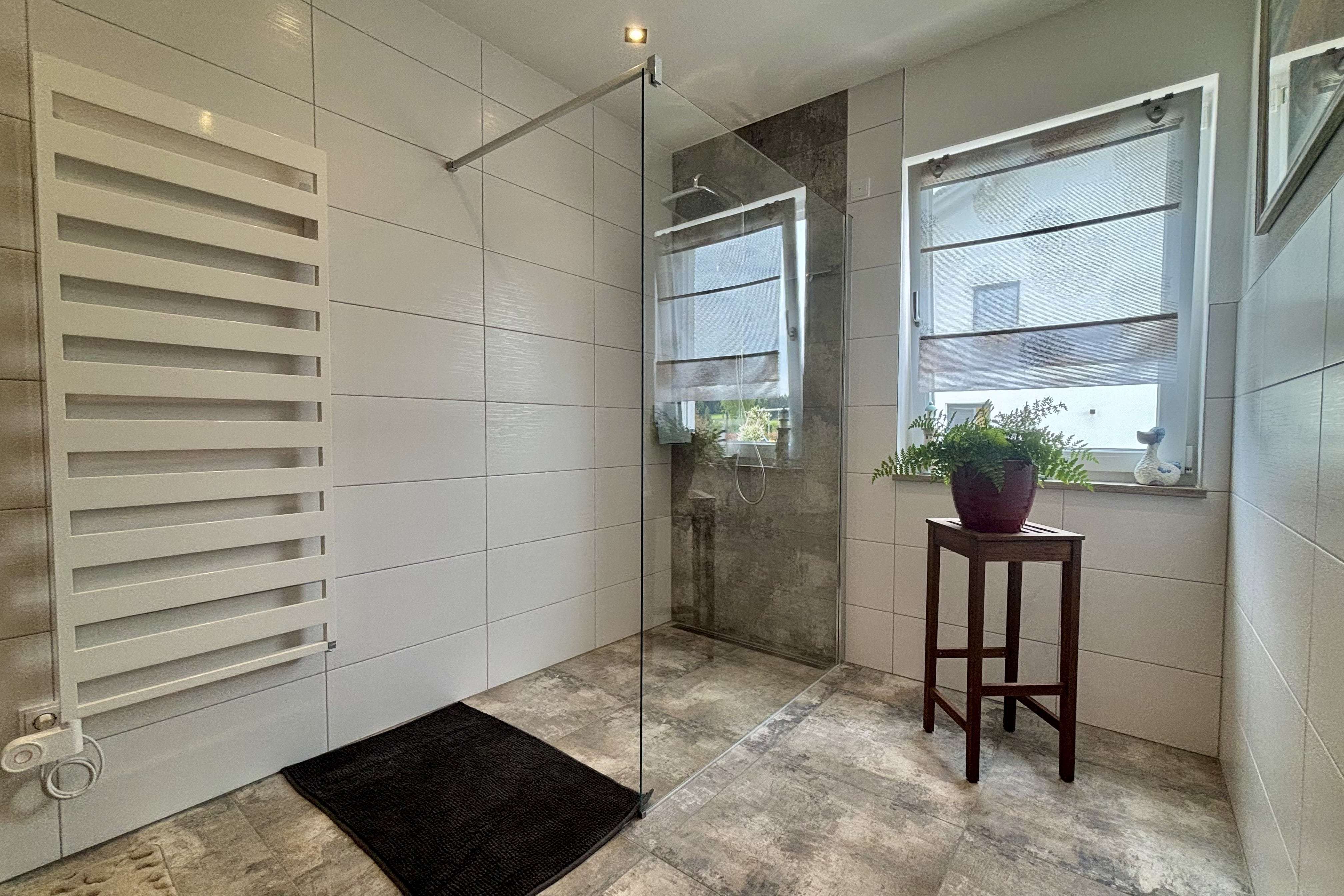 Immobilie in Wegscheid - Ideal für die Familie oder für Paare! Stilvoll und neuwertig Wohnen in ländlicher Lage! - Bild 16