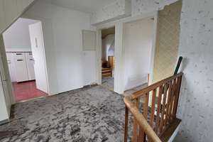 Einfamilienhaus mit großem Garten, überdachtem Balkon, Terrasse und 3 Garagen sucht neue Familie! – Die vollständige Adresse der Immobilie erhältst du vom Anbieter., 71263 Weil der Stadt – Vorschaubild 14