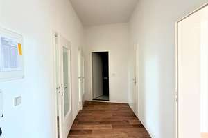 Ansehen - Mieten - Einziehen und Miete sparen!/ View it, move in, and save on rent! – Zöblitzer Straße 14, 9125 Altchemnitz, Chemnitz – Vorschaubild 2
