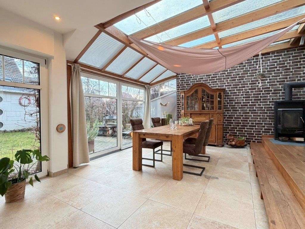 Immobilie in Rhede - Charakter statt Standard – stilvolles Wohnunikat in ruhiger Lage in Rhede mit Garage und Kamin - Bild 6