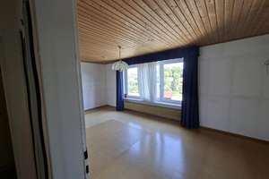 Sonniges Einfamilienhaus in ruhiger Gegend mit Einliegerwohnung sucht nette Familie! – Die vollständige Adresse der Immobilie erhältst du vom Anbieter., 89537 Giengen an der Brenz – Vorschaubild 15