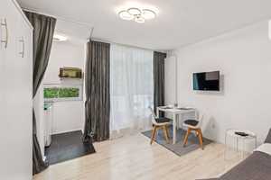 Property thumbnail 1