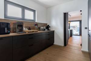 Traumhaus mit exklusiver Ausstattung, Pool und Einliegerwohnung – Die vollständige Adresse der Immobilie erhältst du vom Anbieter., 85410 Haag an der Amper – Vorschaubild 5