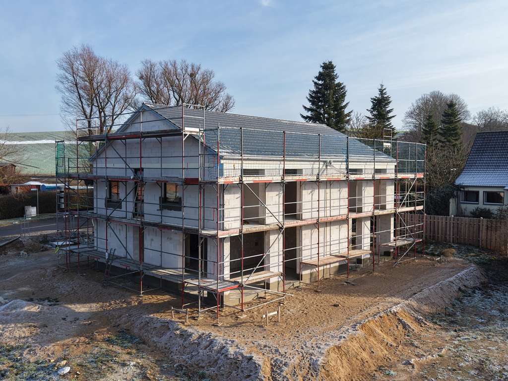 Immobilie in Cambs - einzigartige Doppelhaushälfte  mit 4 Zimmern und Seeblick - Bild 1