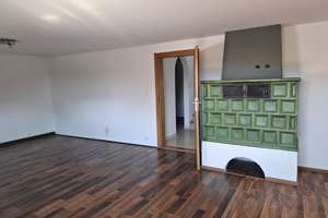 EFH mit 1.200 m² Grd. in Randlage v. Landau a.d.Isar, umfangreich saniert, Hzg. neu, sep. Werkstatt – Die vollständige Adresse der Immobilie erhältst du vom Anbieter., 94405 Landau an der Isar – Vorschaubild 8